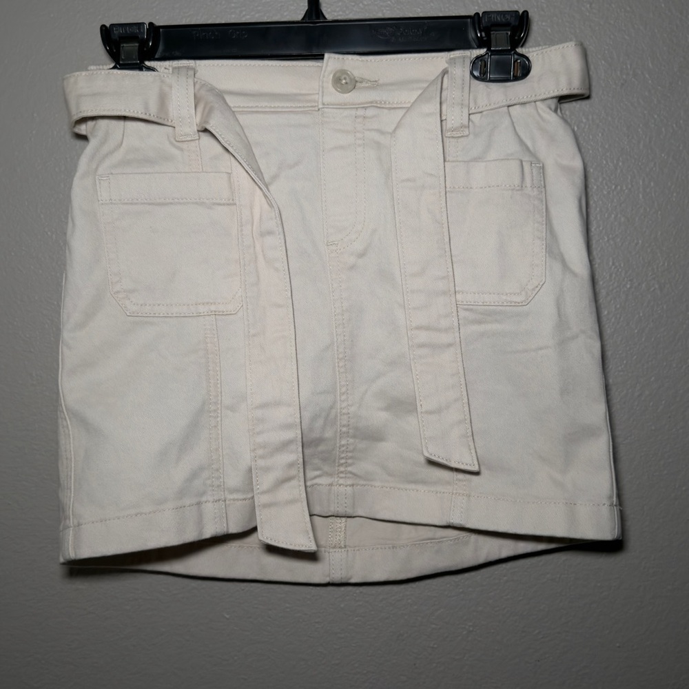 Abercrombie & Fitch Cream Skirt